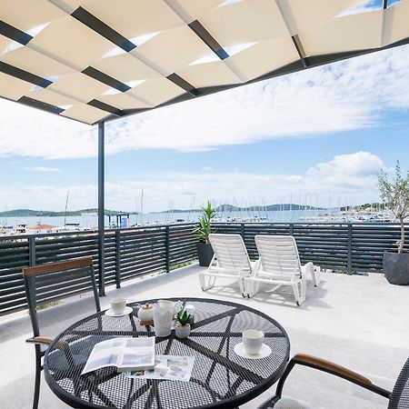 Apartments And Rooms Mare Водице Екстер'єр фото