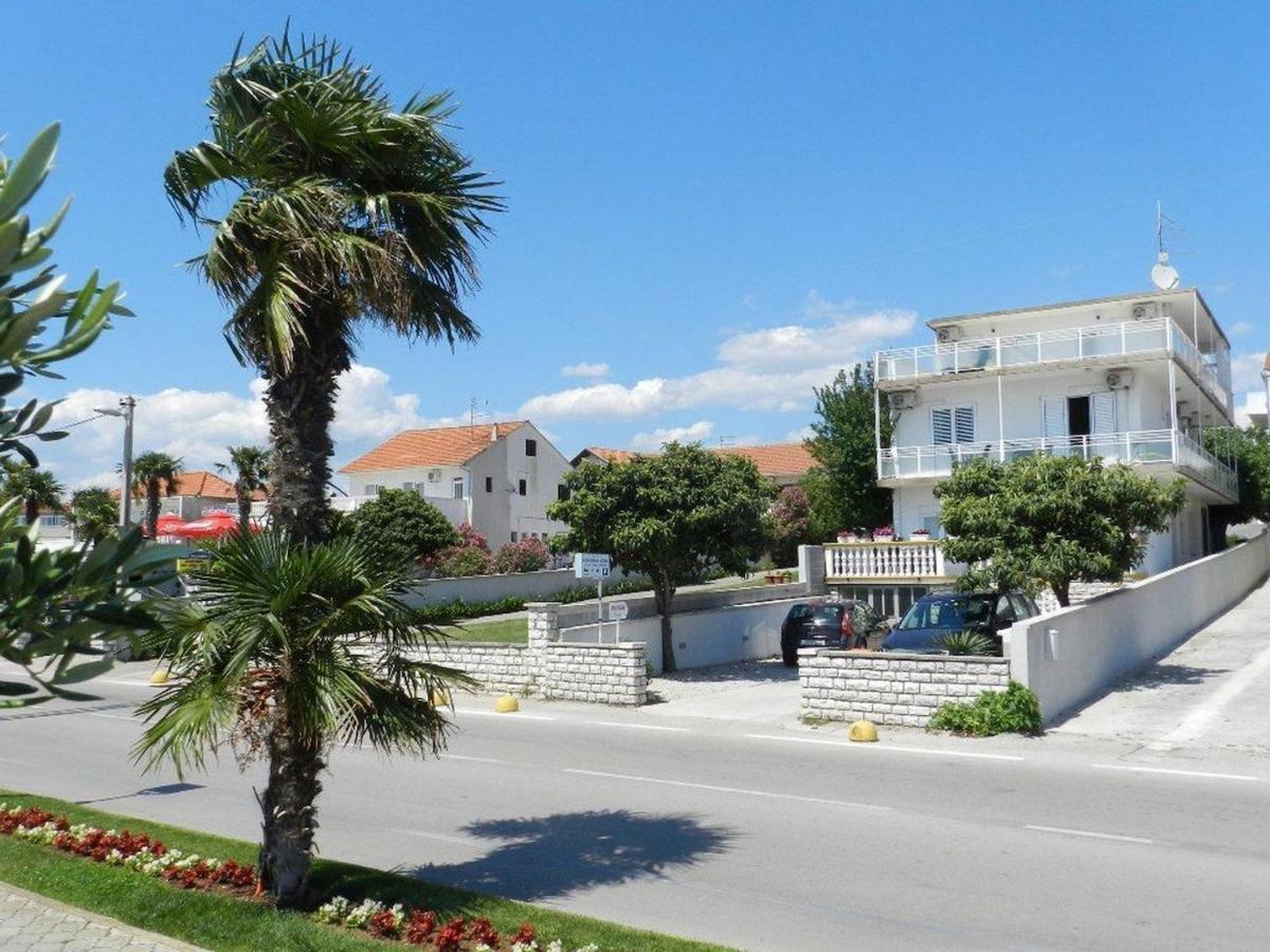 Apartments And Rooms Mare Водице Екстер'єр фото