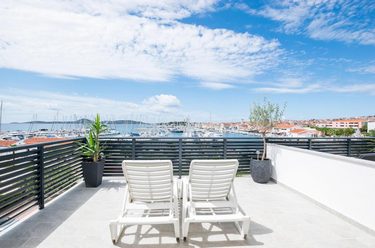 Apartments And Rooms Mare Водице Екстер'єр фото
