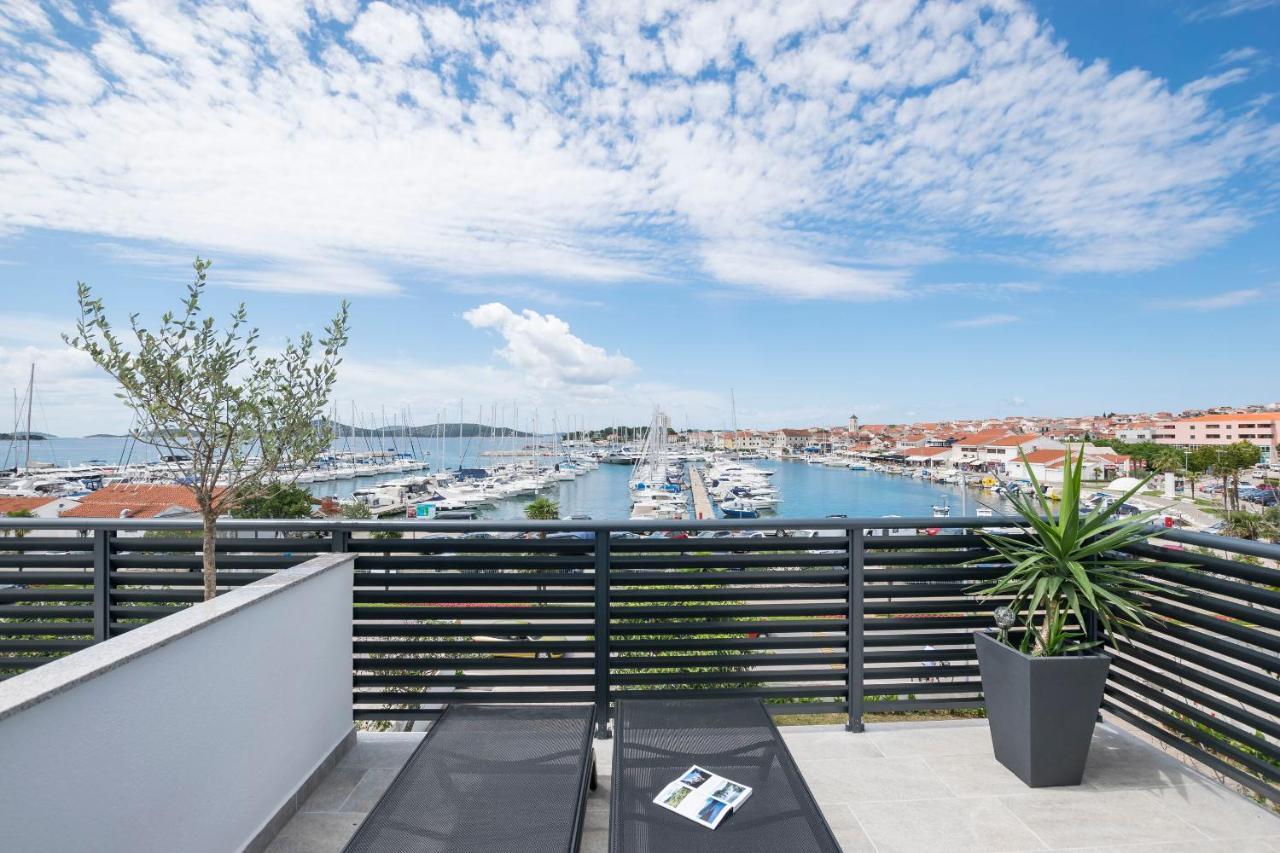 Apartments And Rooms Mare Водице Екстер'єр фото