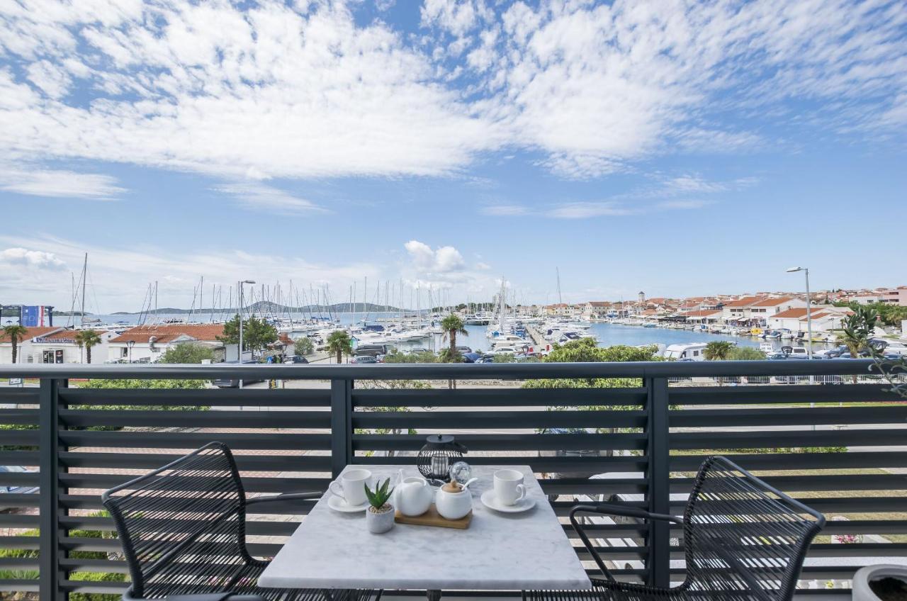 Apartments And Rooms Mare Водице Екстер'єр фото