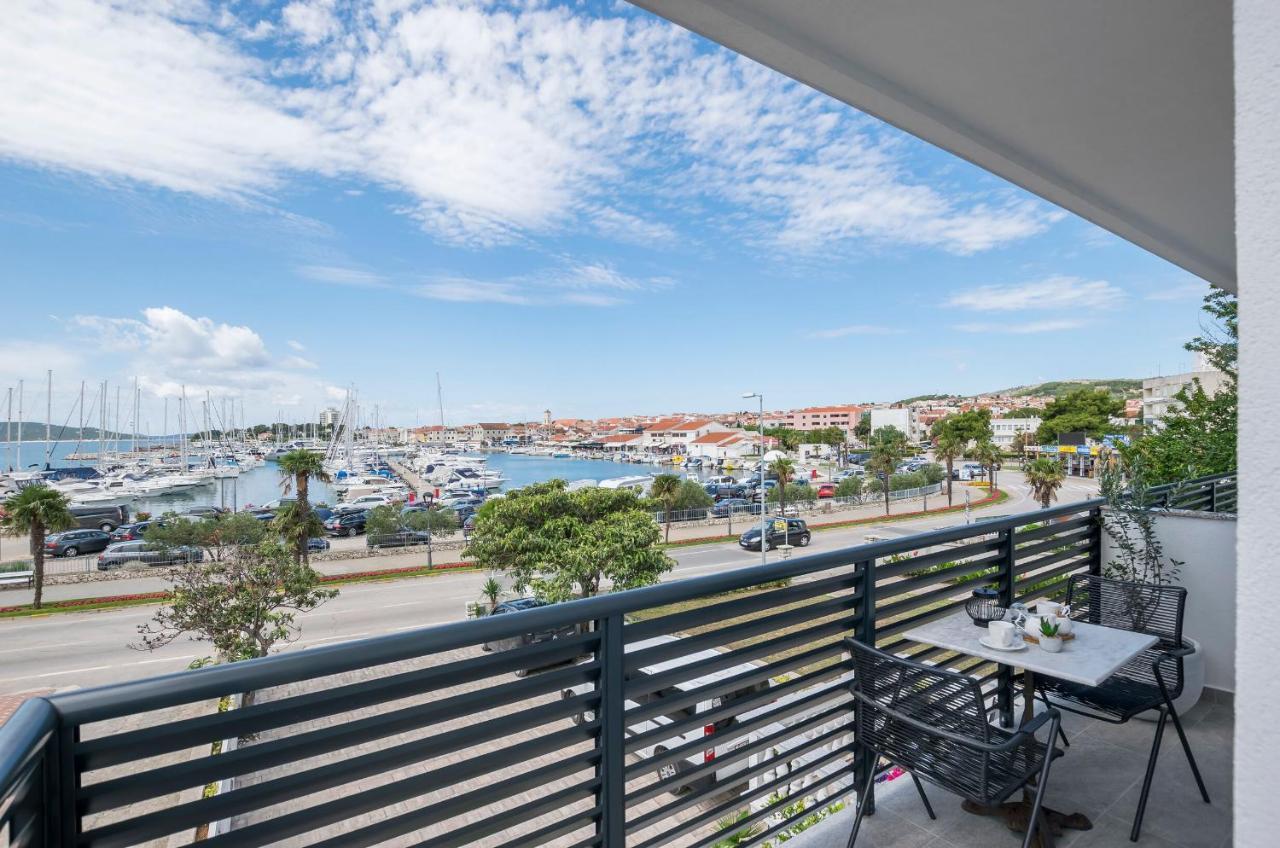 Apartments And Rooms Mare Водице Екстер'єр фото